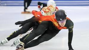 德州扑克从娱乐到职业：你真的准备好面对每天的波动了吗？（德州扑克转职业：你真的准备好应对每日的波动了吗？）